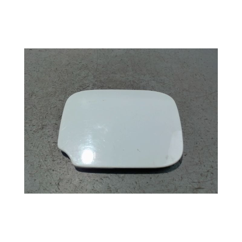 VOLET DE TRAPPE CARBURANT DACIA SANDERO 2008-