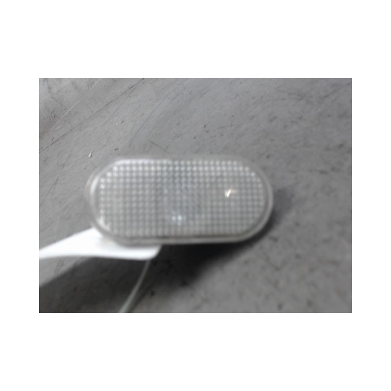 REPETITEUR AILE DROIT RENAULT TWINGO 2 2007-