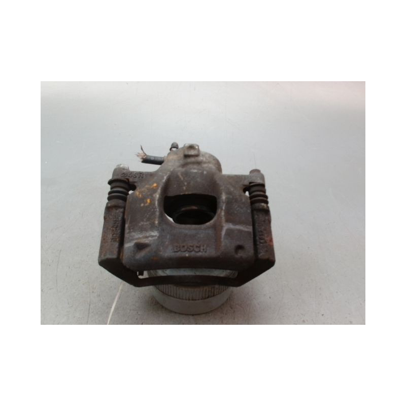 ETRIER DE FREIN AVANT DROIT TOYOTA AYGO 5P