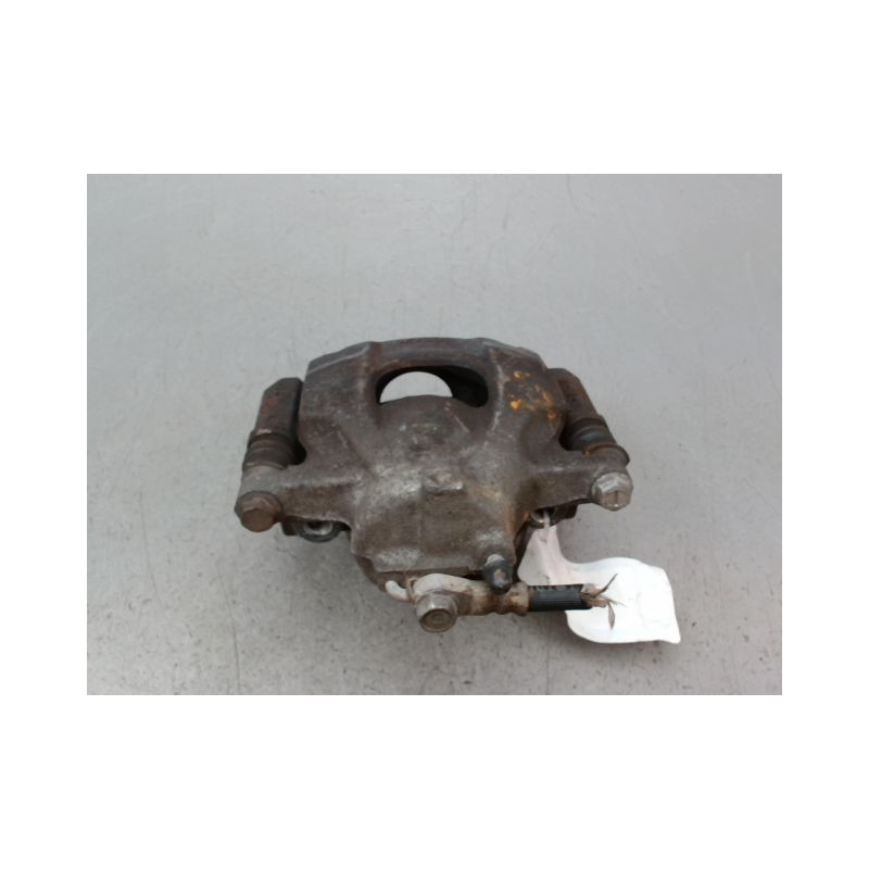 ETRIER DE FREIN AVANT DROIT TOYOTA AYGO 5P
