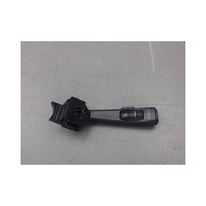 COMMANDE ESSUIE GLACE VOLVO V50