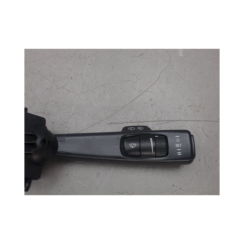 COMMANDE ESSUIE GLACE VOLVO V50