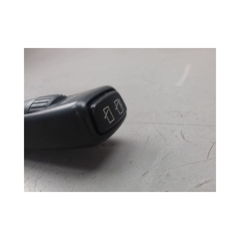 COMMANDE ESSUIE GLACE VOLVO V50