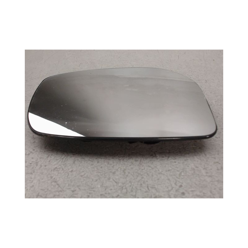 GLACE RETROVISEUR EXT D TOYOTA AURIS
