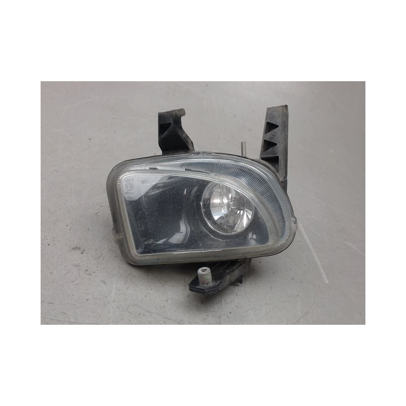 PHARE ANTIBROUILLARD AVANT DROIT FIAT PUNTO
