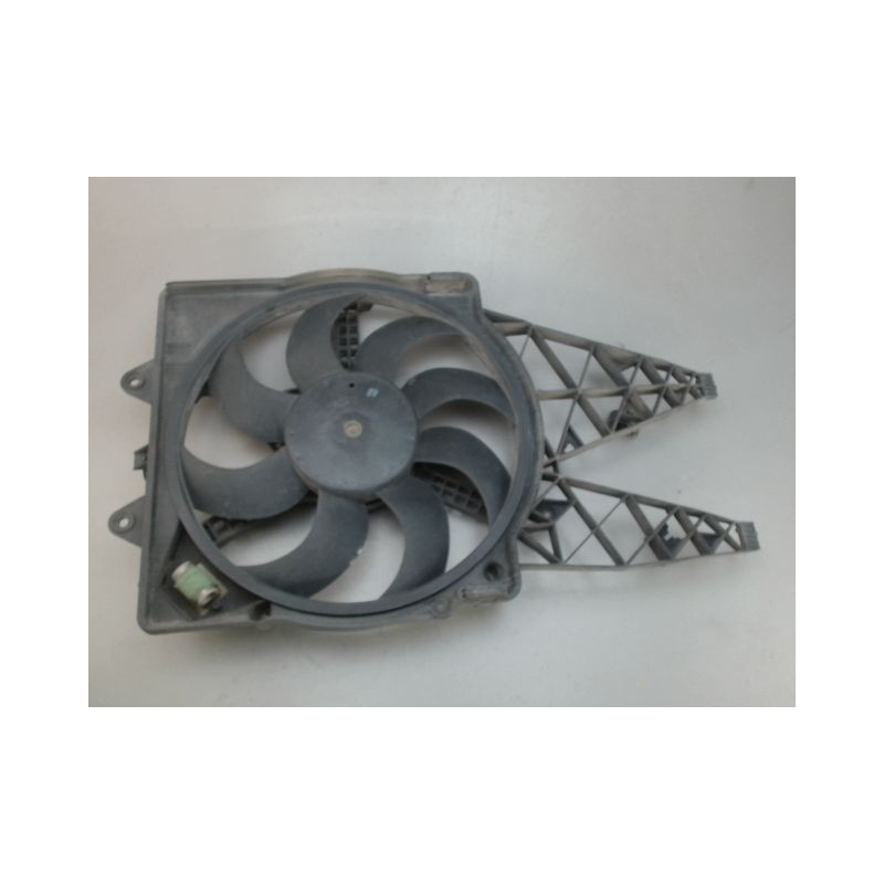 MOTEUR VENTILATEUR RADIATEUR FIAT PUNTO