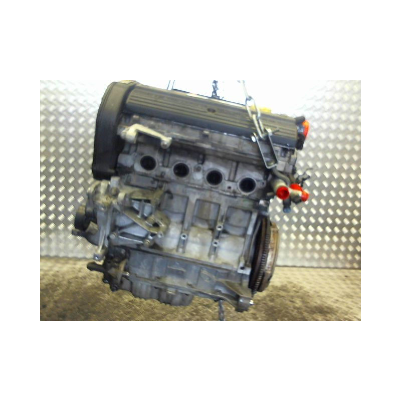 MOTEUR ESSENCE M.G. ZR 105