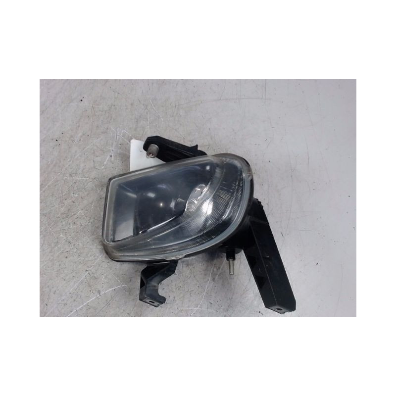PHARE ANTIBROUILLARD AVANT GAUCHE FIAT GRANDE PUNTO 2005-