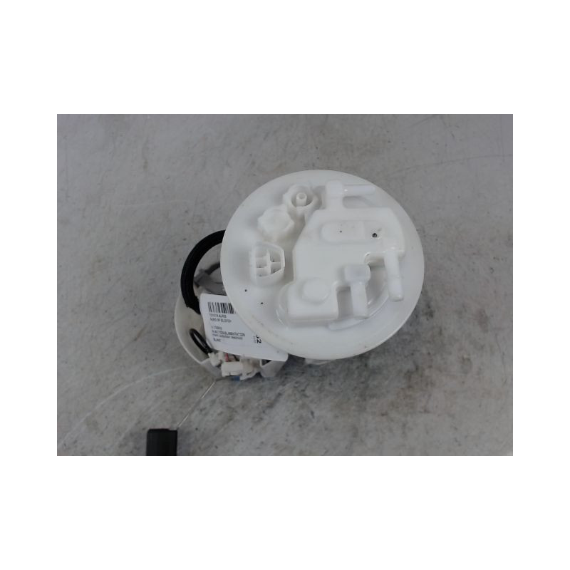 POMPE CARBURANT IMMERGEE TOYOTA AURIS 2010-