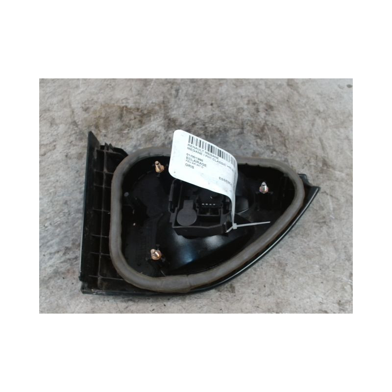 FEU ARRIERE INTERIEUR DROIT RENAULT MEGANE I PH1 CLASSIC -99