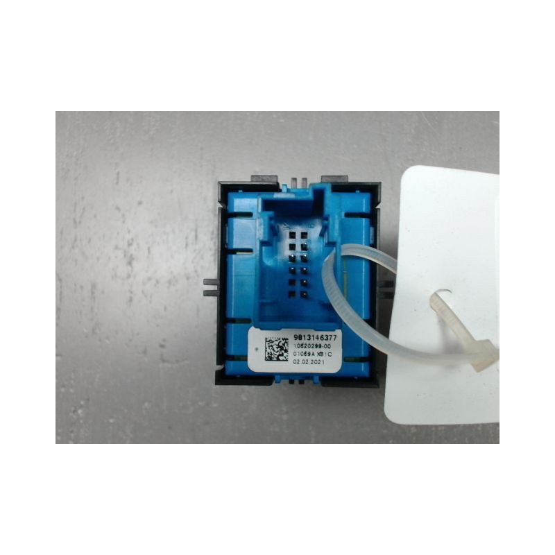 INTERIEUR COMMANDE FREIN A MAIN CITROEN C5 AIRCR.