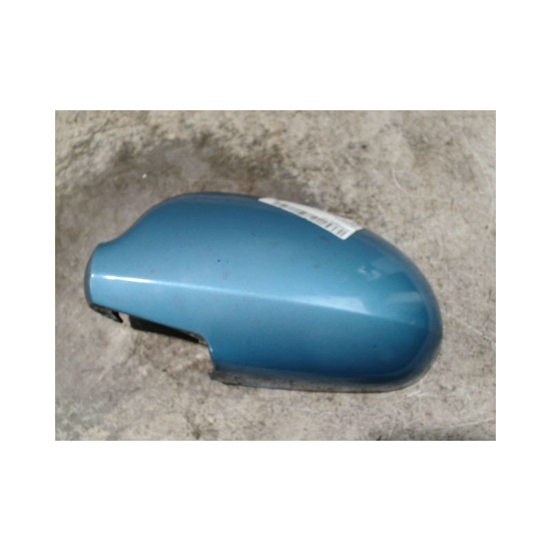 CARENAGE RETROVISEUR EXTERIEUR GAUCHE HYUNDAI I30