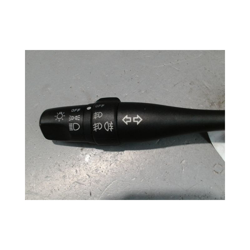 COMMANDE CLIGNOTANT NISSAN ALMERA TINO