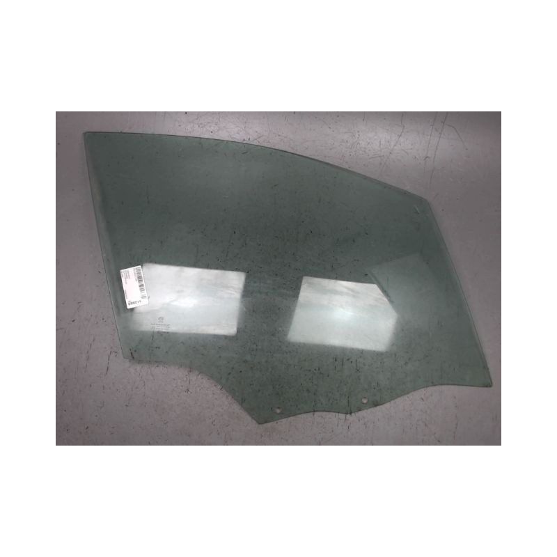 GLACE PORTE AVD PEUGEOT 208