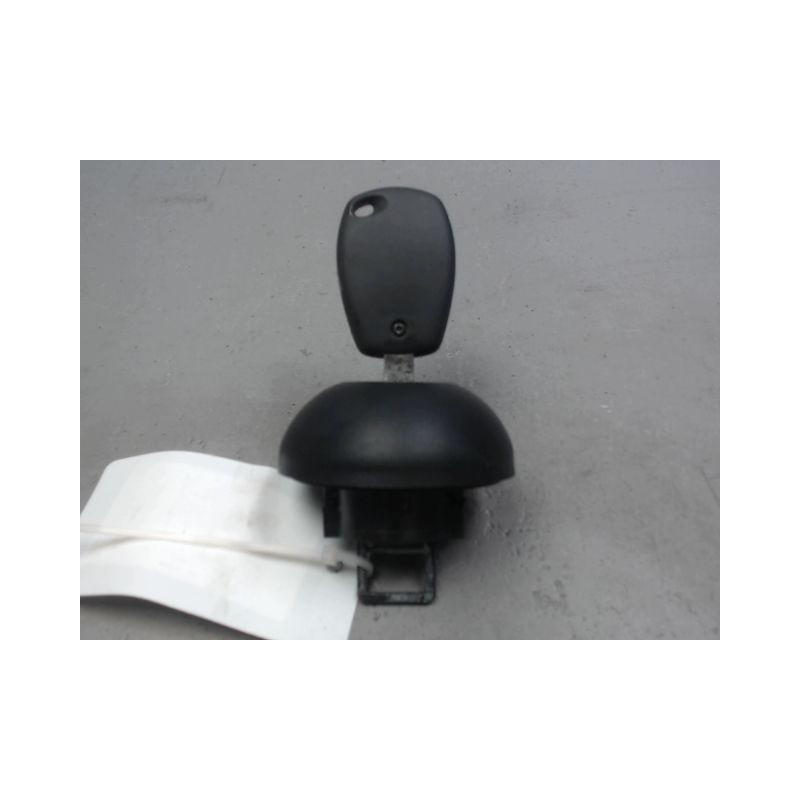 BOUCHON RESERVOIR A CARBURANT DACIA DUSTER 2010-