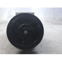 COMPRESSEUR AIR CONDITIONNE RENAULT CAPTUR