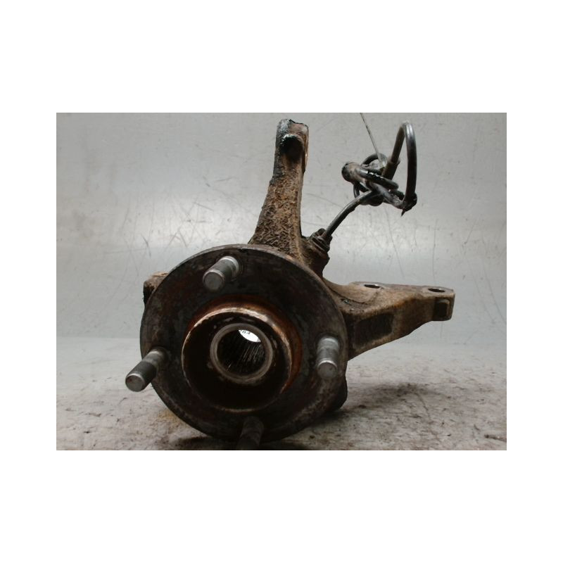 PIVOT AVANT DROIT NISSAN MICRA