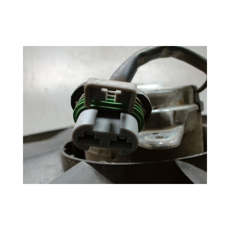 MOTEUR VENTILATEUR RADIATEUR FORD FOCUS 2008-