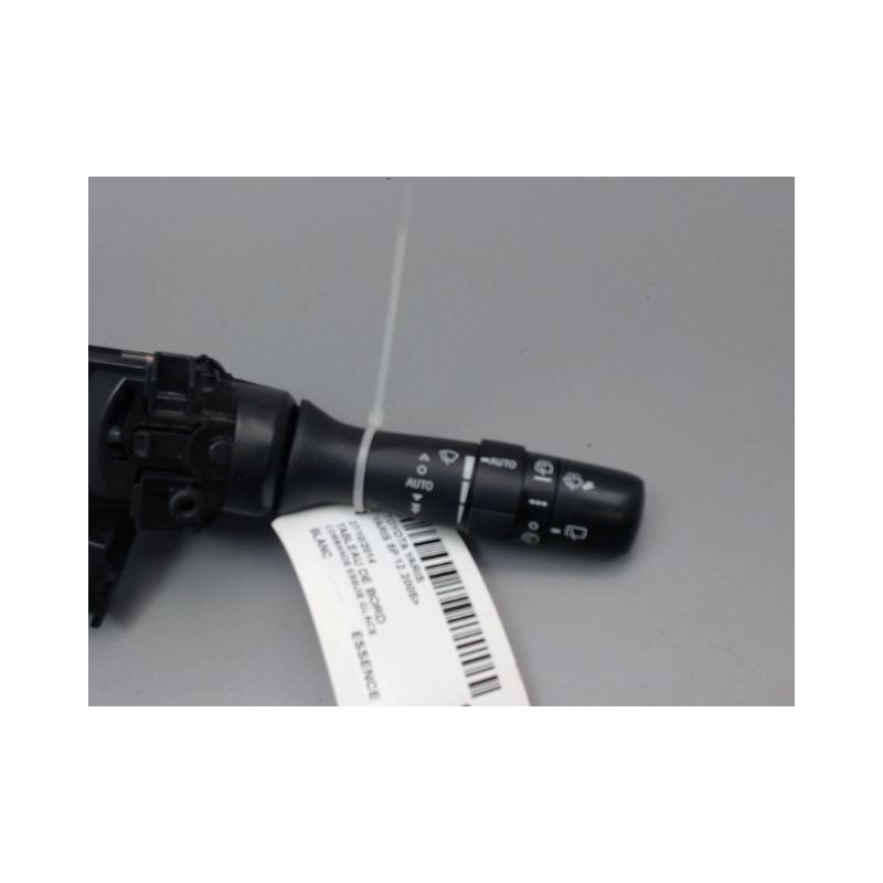 COMMANDE ESSUIE GLACE TOYOTA YARIS 2005-