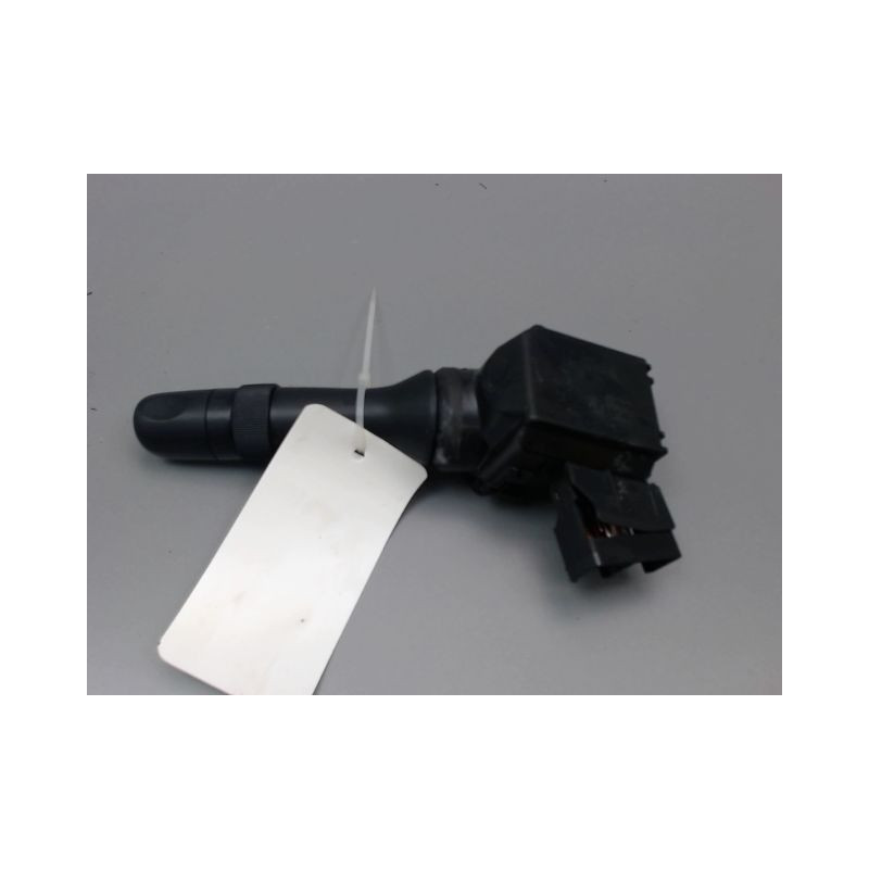 COMMANDE ESSUIE GLACE TOYOTA YARIS 2005-