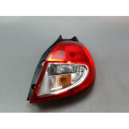 FEU ARRIERE DROIT RENAULT CLIO III Phase 2 2009-2014