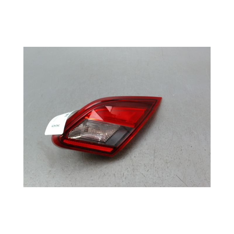FEU ARRIERE INTERIEUR DROIT OPEL CORSA 2010-