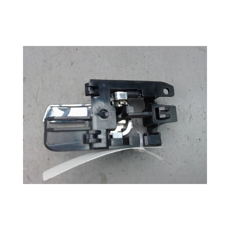 POIGNEE INTERIEURE PORTE ARRIERE DROIT NISSAN QASHQAI BREAK I Phase 1 2007-2010