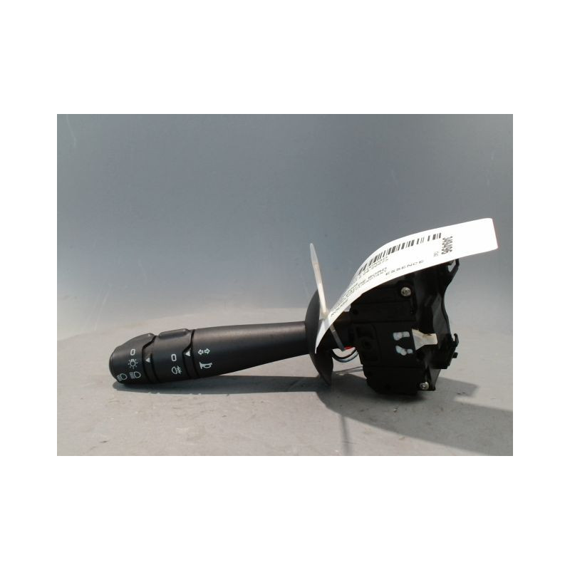 COMMANDE CLIGNOTANT RENAULT TWINGO 2 2007-