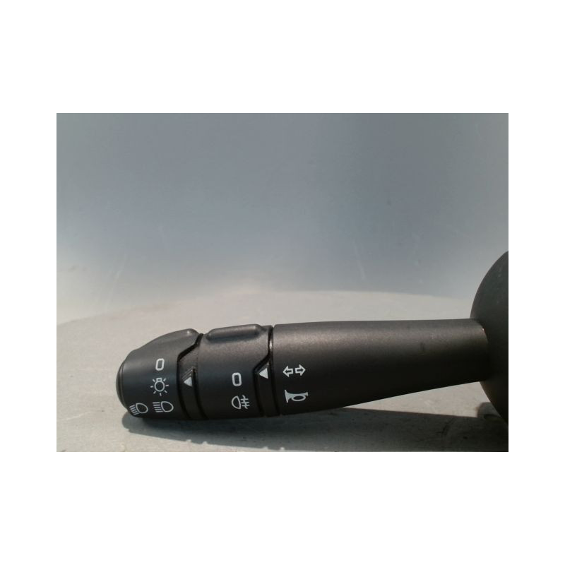 COMMANDE CLIGNOTANT RENAULT TWINGO 2 2007-
