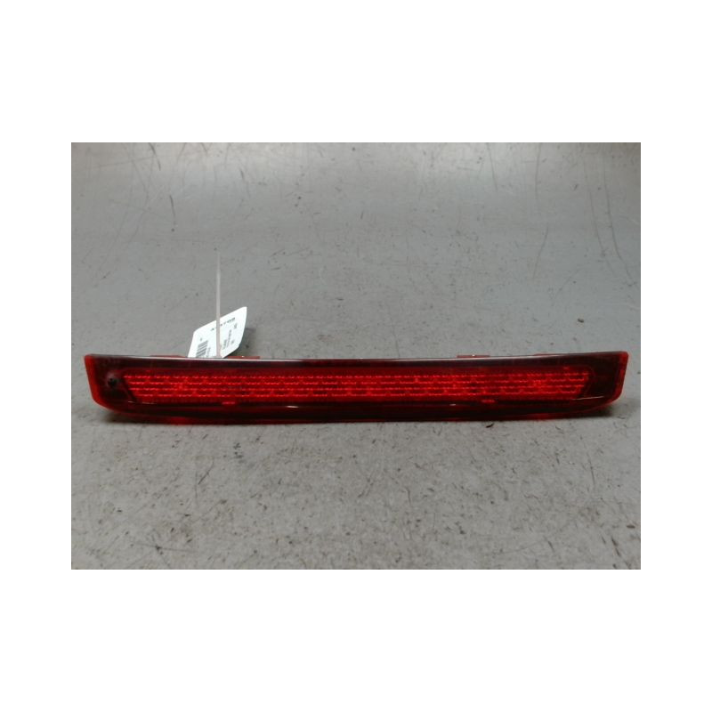 FEUX STOP SUPPLEMENTAIRE FORD FOCUS