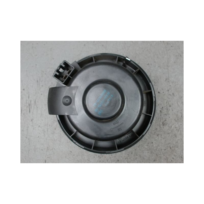 MOTEUR VENTILATEUR CHAUFFAGE FORD FOCUS
