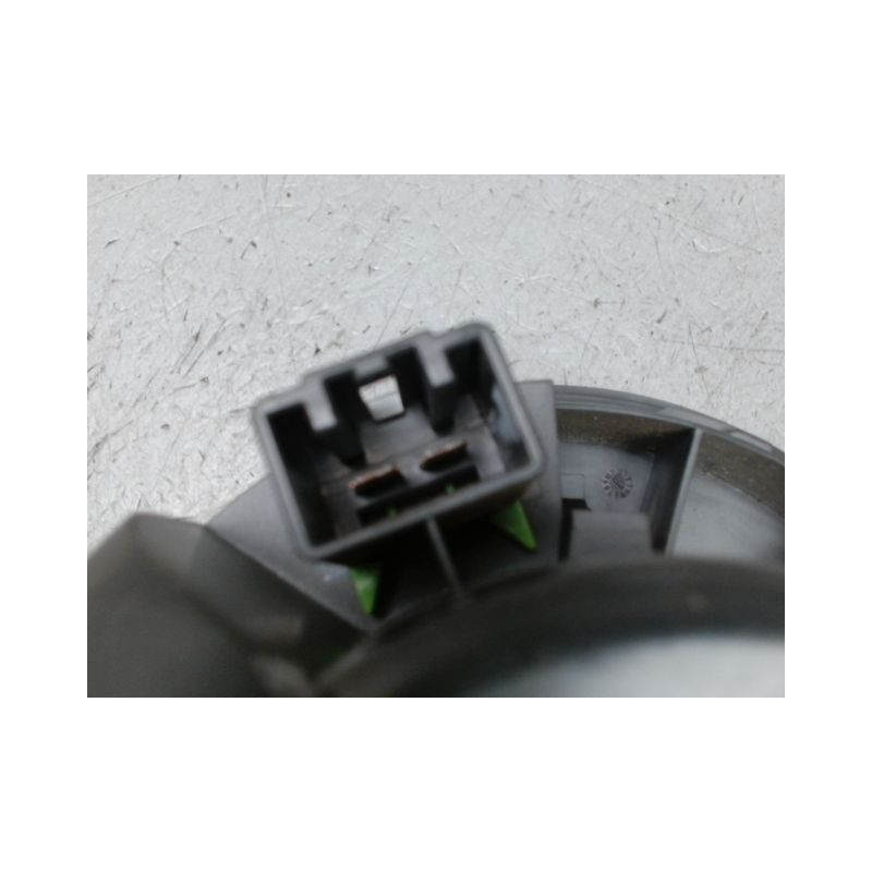MOTEUR VENTILATEUR CHAUFFAGE FORD FOCUS