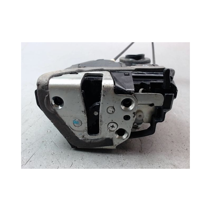 SYSTEME CONDAMNATION ARRIERE GAUCHE TOYOTA VERSO 2010-