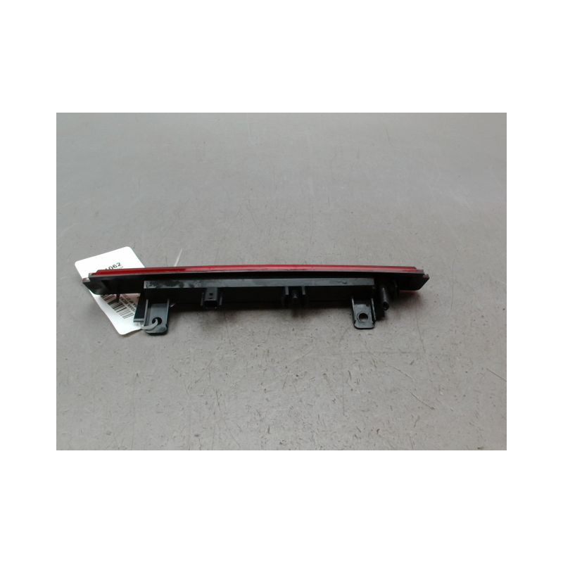 FEUX STOP SUPPLEMENTAIRE NISSAN MICRA 2009-