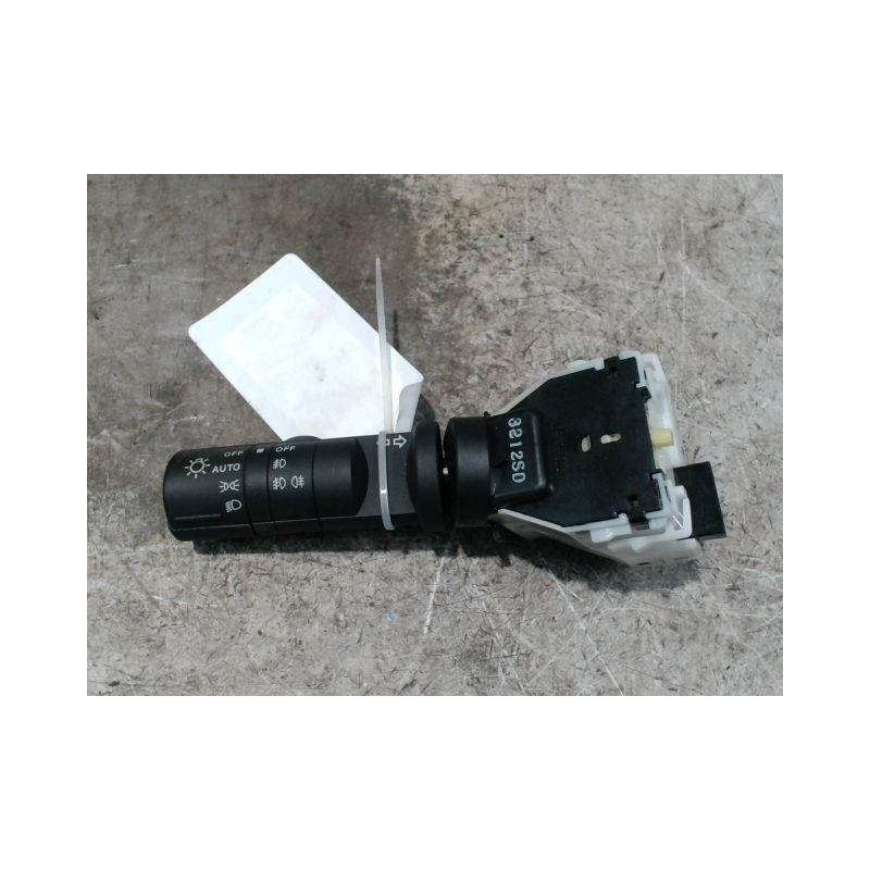 COMMANDE CLIGNOTANT NISSAN QHASQAI 2007-