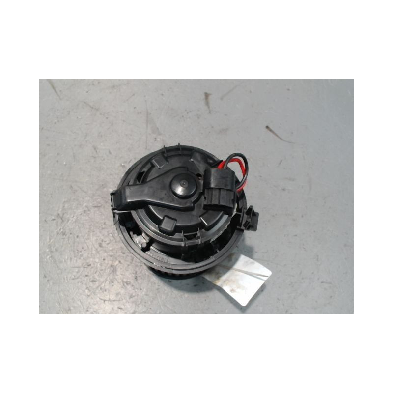 MOTEUR VENTILATEUR CHAUFFAGE PEUGEOT 208