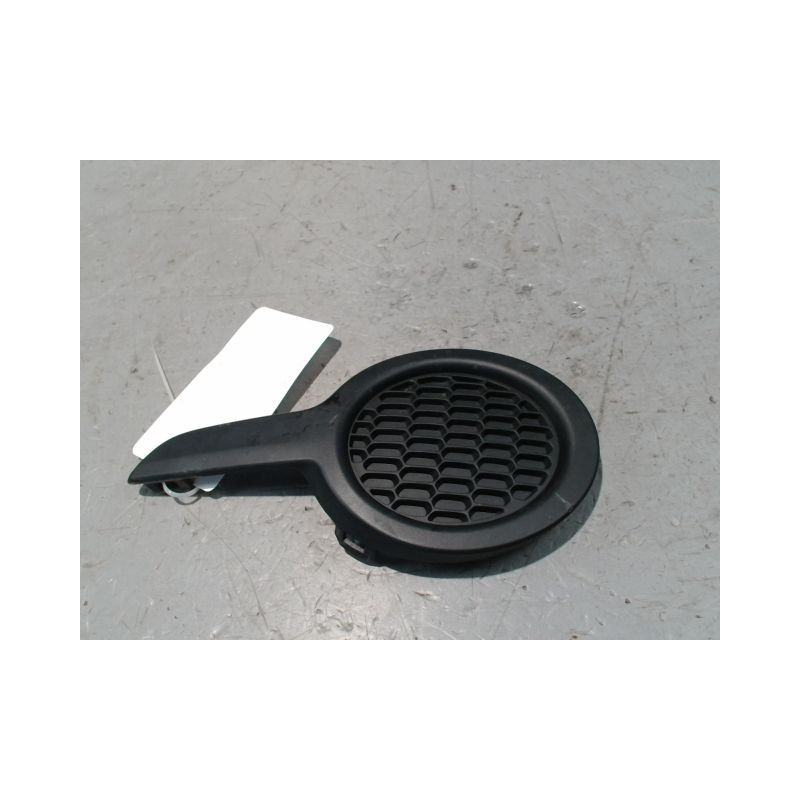 OBTURATEUR PHARE ADDITIONNEL PARE-CHOC AVG PEUGEOT 208