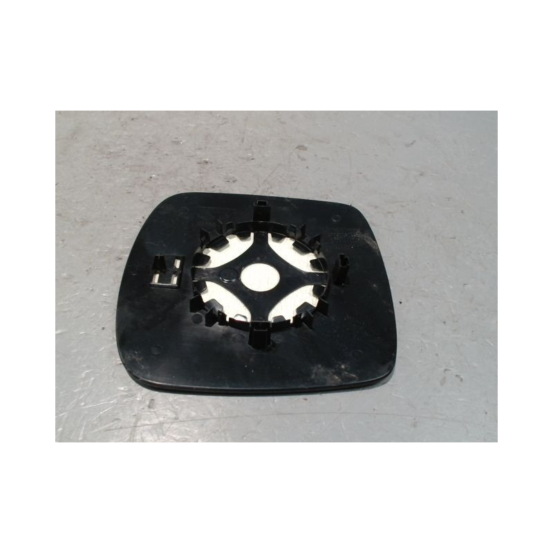 GLACE RETROVISEUR EXT D RENAULT KANGOO