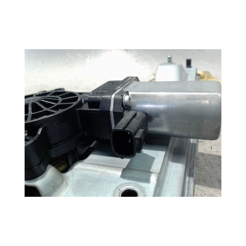 MECANISME+MOTEUR LEVE-GLACE AVANT DROIT RENAULT TWINGO