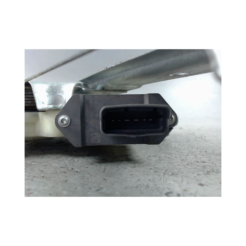 MECANISME+MOTEUR LEVE-GLACE AVANT DROIT PEUGEOT 5008 2009-