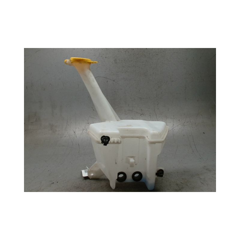 RESERVOIR LAVE-GLACE AVANT TOYOTA YARIS