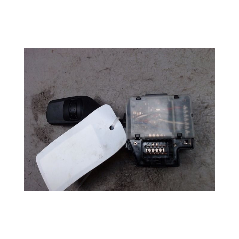 COMMANDE ESSUIE GLACE FORD FOCUS 2008-