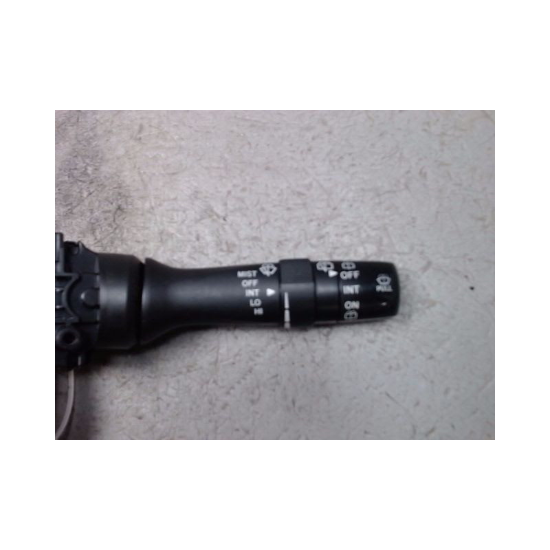 COMMANDE ESSUIE GLACE TOYOTA PRIUS 2004-
