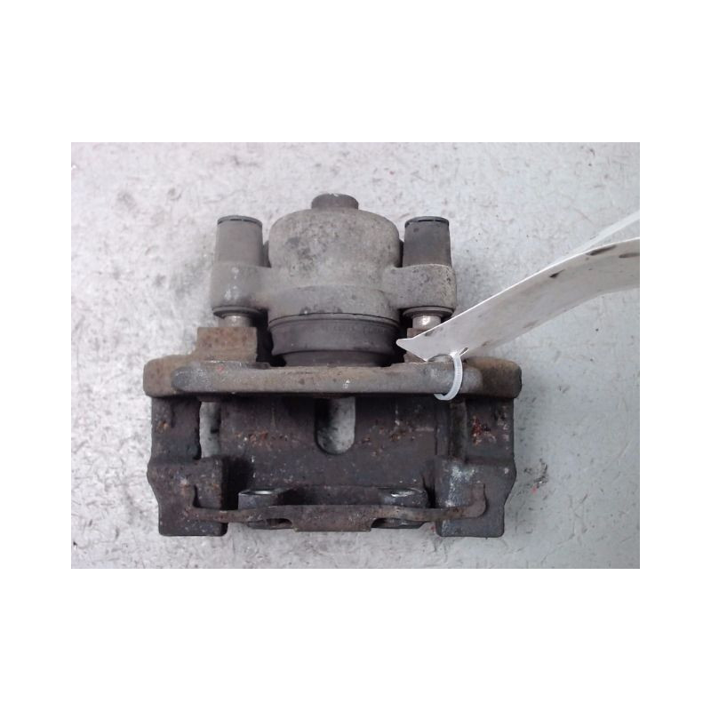 ETRIER DE FREIN ARRIERE DROIT B.M.W. SERIE 1