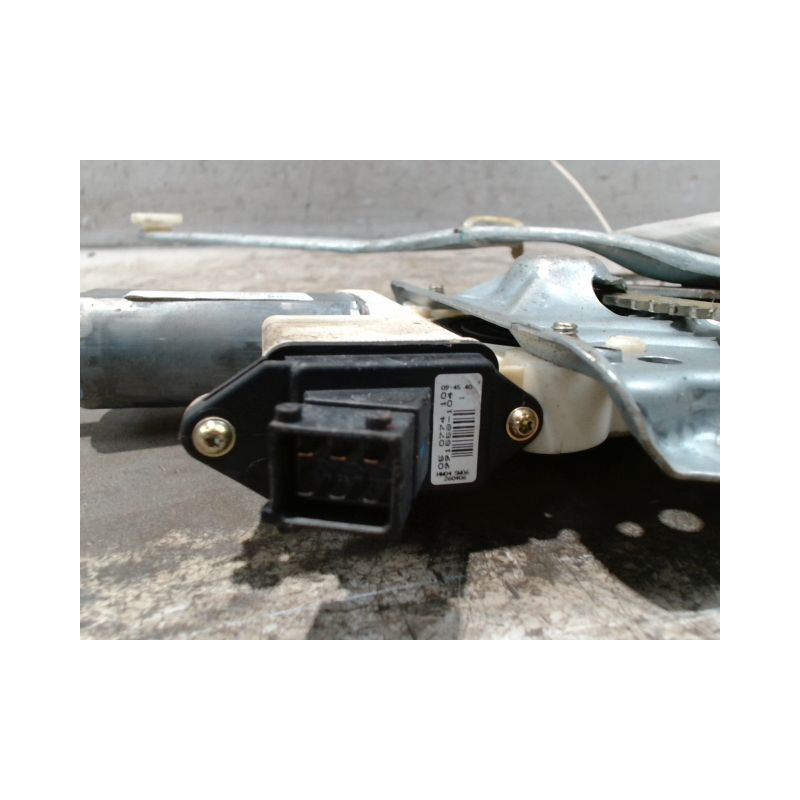 MECANISME+MOTEUR LEVE-GLACE ARRIERE DROIT TOYOTA COROLLA 2004-
