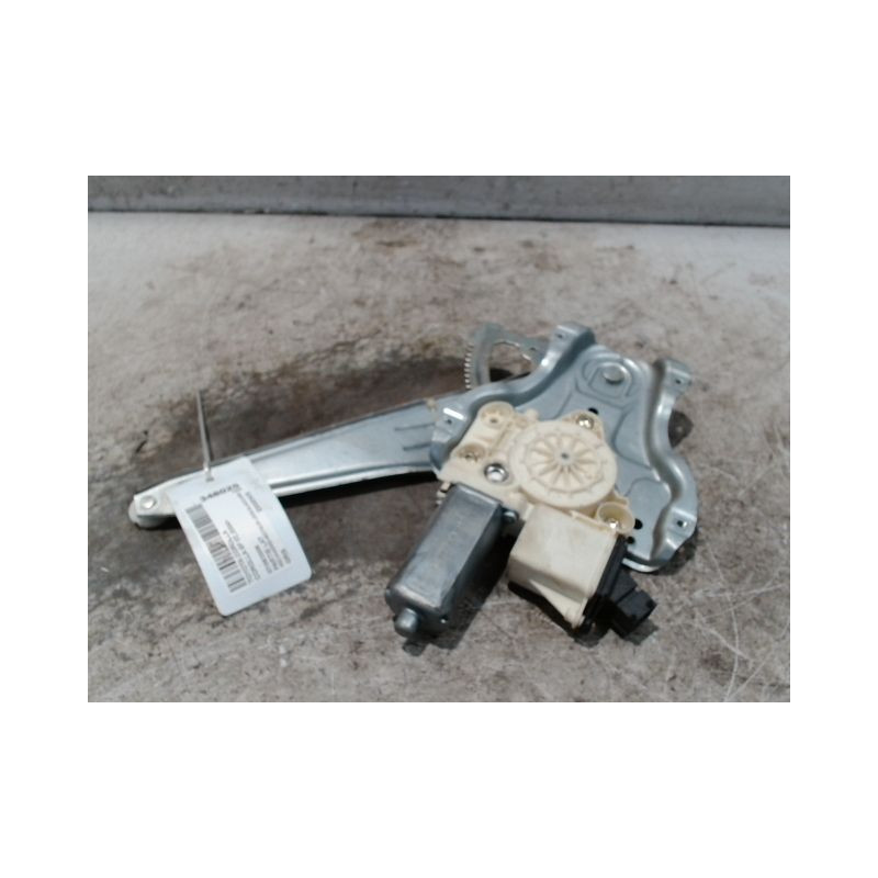 MECANISME+MOTEUR LEVE-GLACE ARRIERE GAUCHE TOYOTA COROLLA 2004-