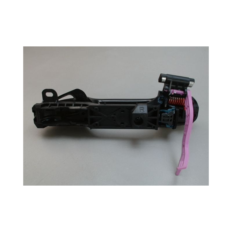 POIGNEE EXTERIEURE PORTE ARRIERE DROIT TOYOTA RAV4