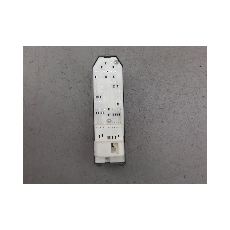 COMMANDE LEVE-GLACE PORTE AVG TOYOTA RAV4