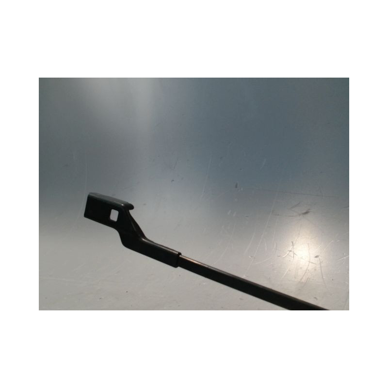 BRAS ESSUIE-GLACE AVANT GAUCHE VOLKSWAGEN TOURAN 09-