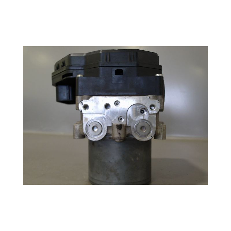 UNITE HYDRAULIQUE ABS TOYOTA RAV4